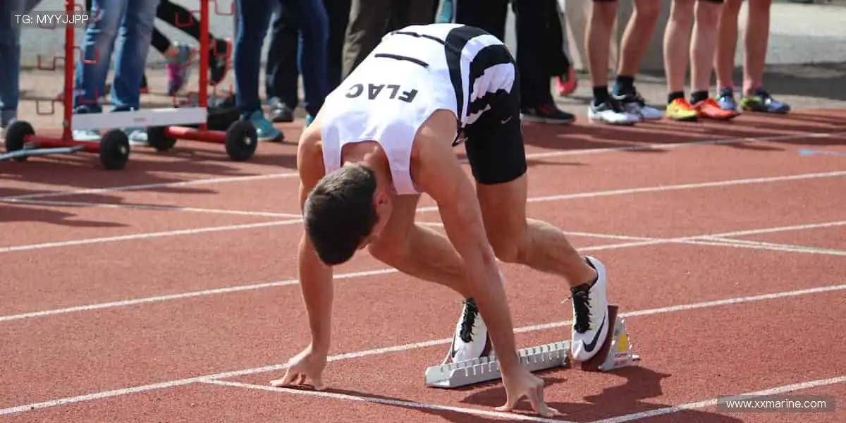 👟潮动全场，装备升级你的运动 DNA！🎁